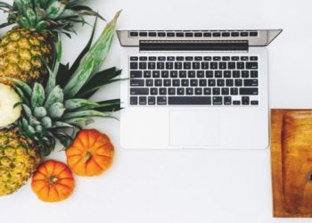 Prepare a scary pineapple for Halloween