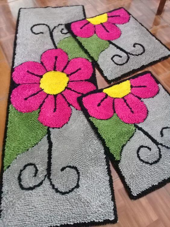 Frufru rug with pink flowers