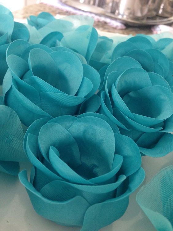 paper roses - blue paper roses