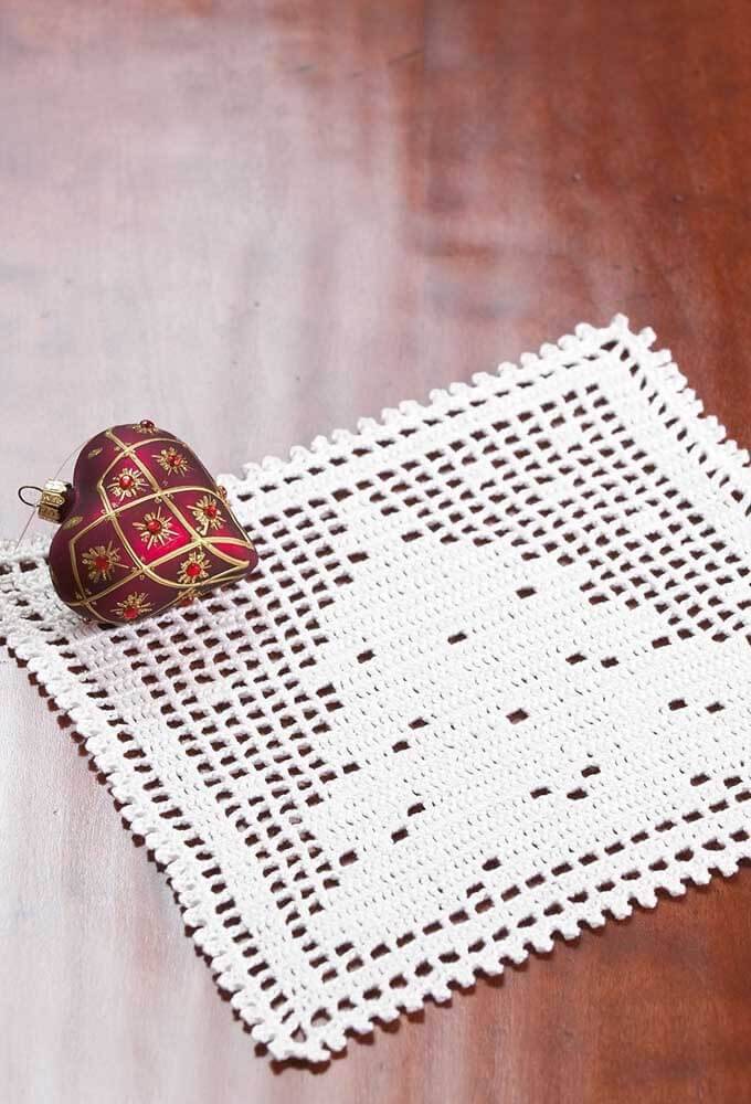 crochet table centerpiece