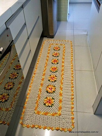 Crochet kitchen rug with yellow flowers Photo of Crochet Rugs