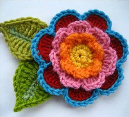 colorful crochet flowers-min