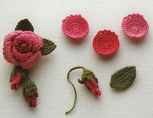 Pink crochet flowers