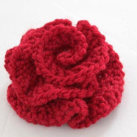 Red crochet flowers