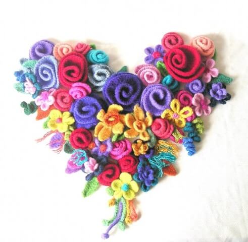 Crochet flower forming heart
