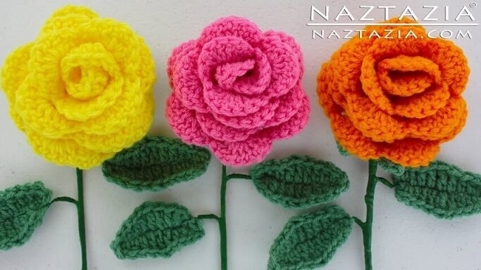 Crochet flower in the shape of rose