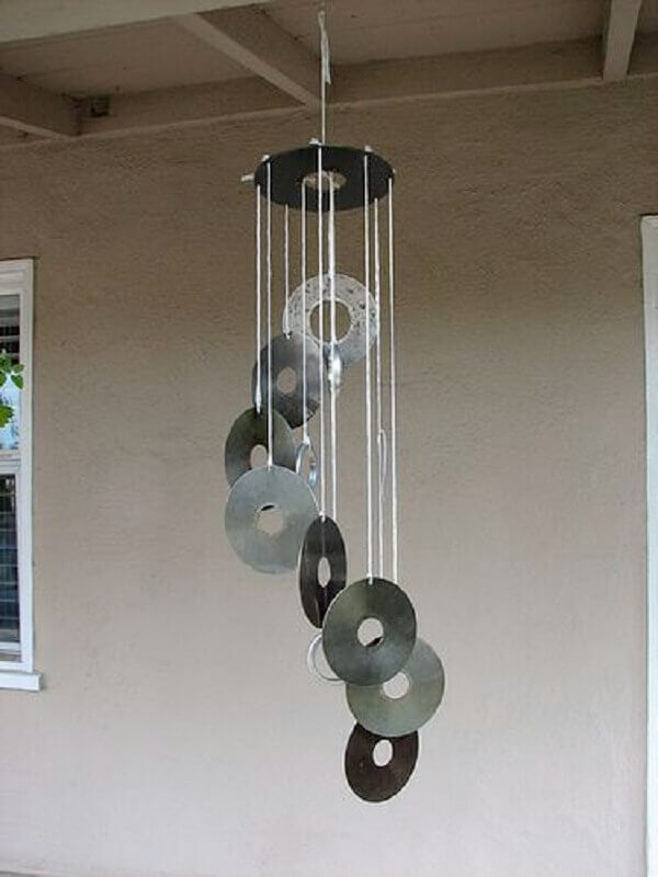 There are several ways to decorate with CD