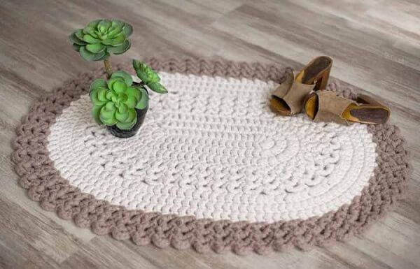 Crochet rug in neutral tones