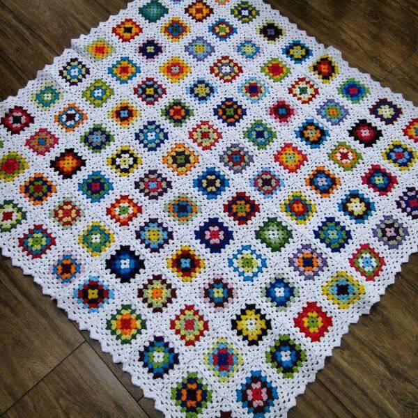 Crochet square rug