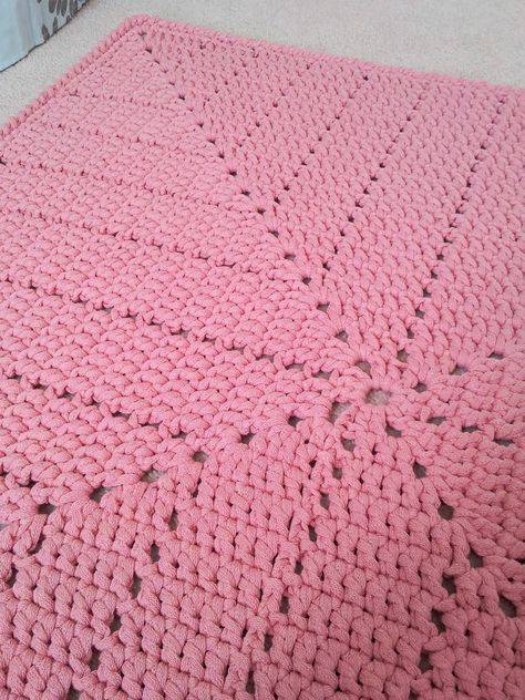 Square crochet rug for kitchen