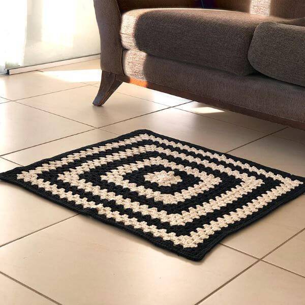 Crochet rug for living room black and white