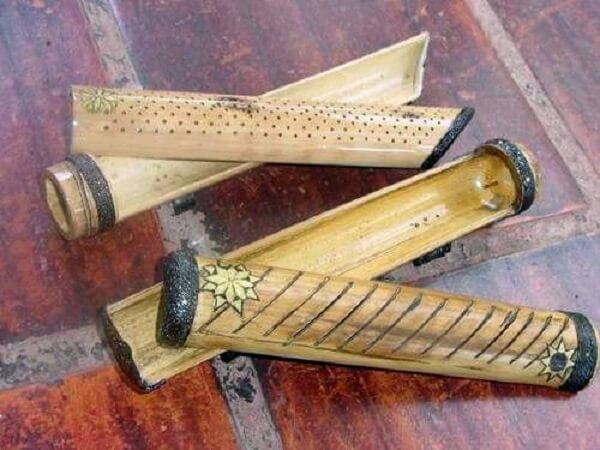 Create incense holders using bamboo crafts