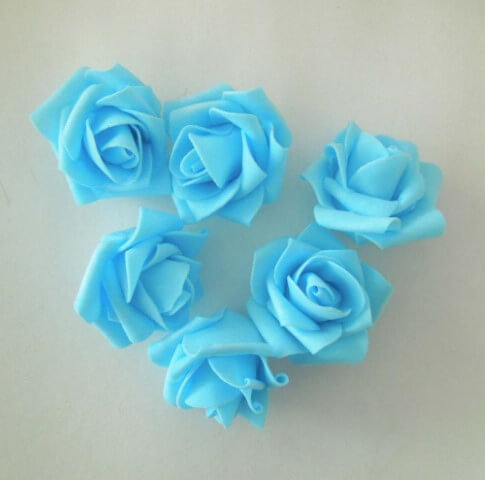 Mini blue EVA roses