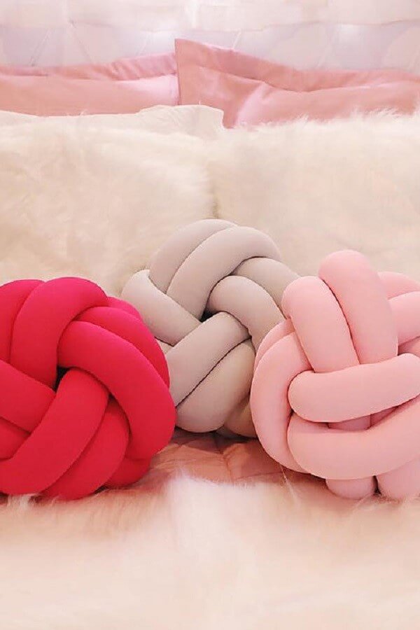 Different models of knot cushion for decoration