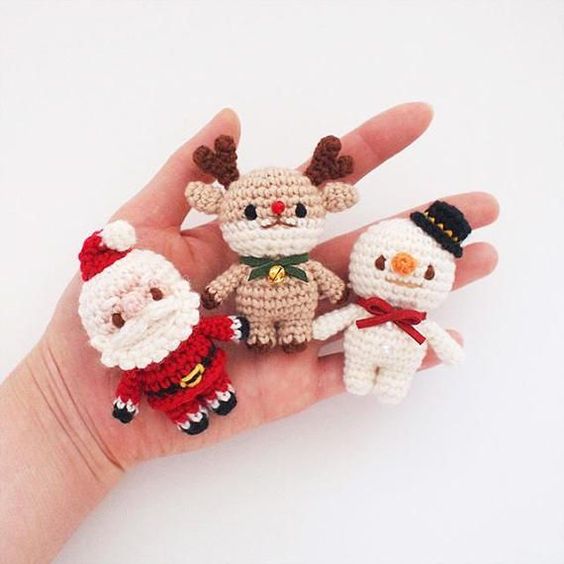 amigurumi - christmas dolls made of amigurumi