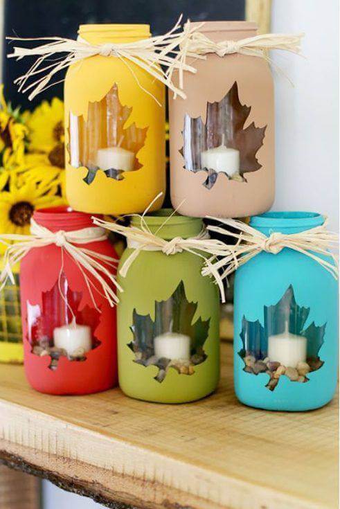 How to make Christmas ornaments made with Christmas candles in painted glass jars