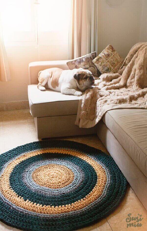 Round crochet rug for living room decoration