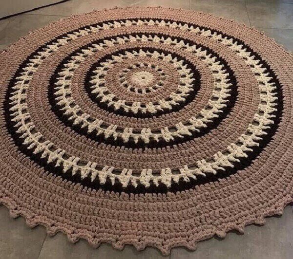 Crochet carpet in neutral tones combine with various styles of decoration