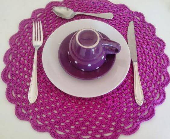 purple crochet sousplat with cup
