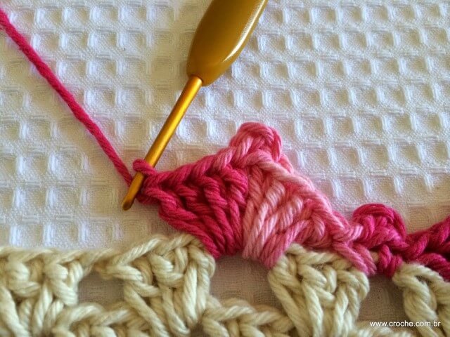 Light pink crochet nozzle