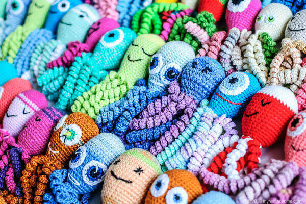 Colorful varieties crochet octopus