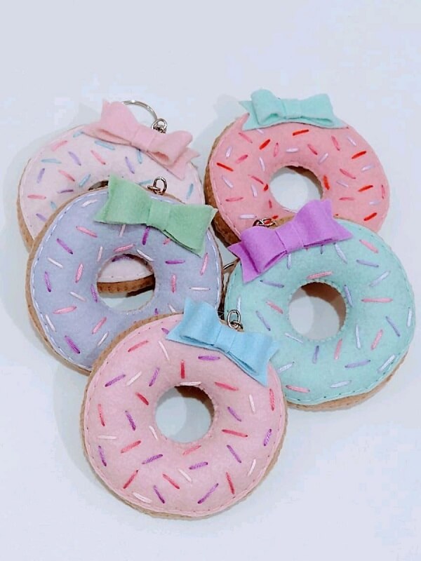 Invest in the purchase or making of felt keychains in donut format