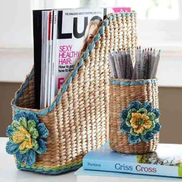 Handicrafts in general baskets for pencils and magazines