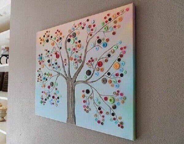 Crafts in general with tree frame with buttons