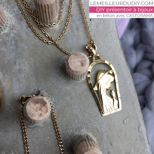 DIY Concrete jewelry display