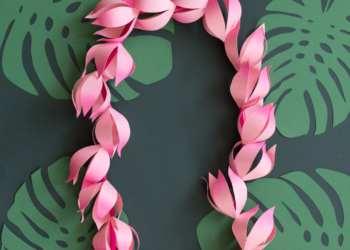 DIY Paper flower necklace for all occasions