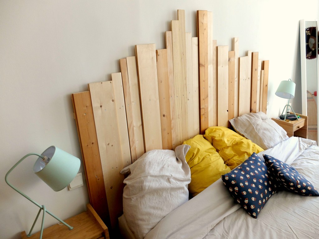DIY Learn how to make a wooden headboard