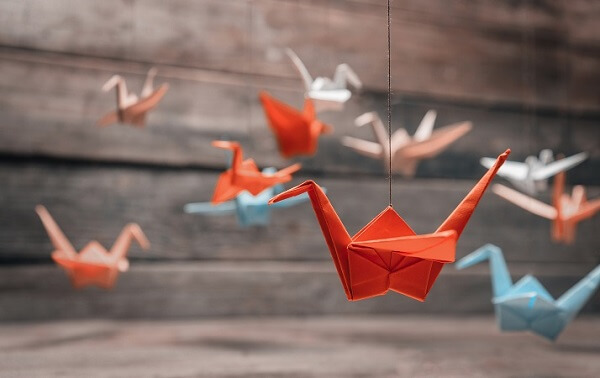 Origami fácil pássaro laranja