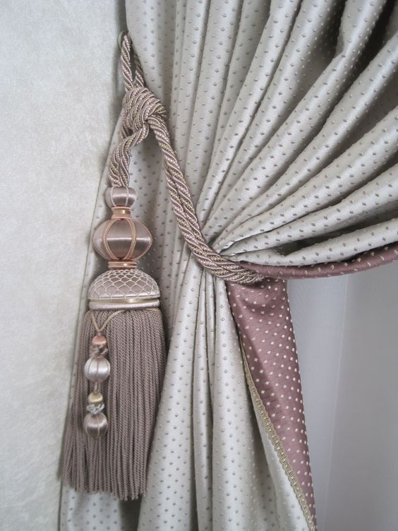 Prendedor de cortina clássico