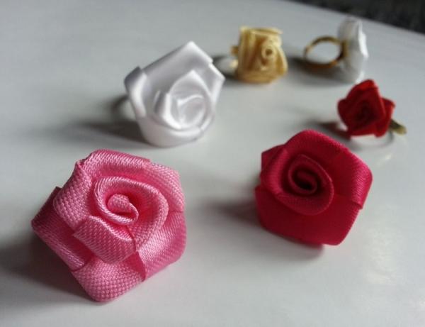 How to make satin flower - Step 8
