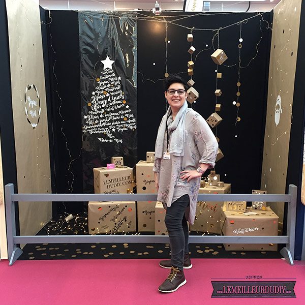 Christmas tree showcase and advent calendar=