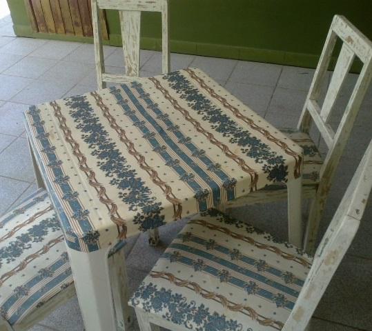 How to renovate a table with fabric - Step 5