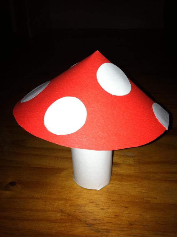 How to make a mushroom with a toilet paper roll - Step 14