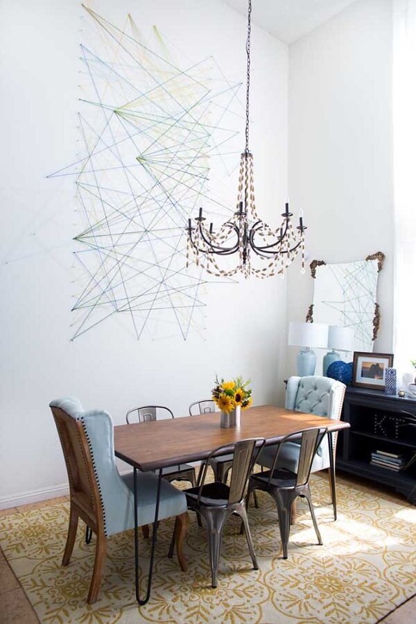 A string art pode ficar exposta na parede da sala de jantar