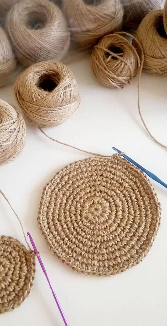 Faça um tapete artesanal de crochê para sua casa