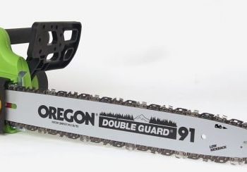 Are chainsaw blades universal?
