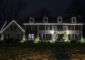What Christmas lights do professionals use?