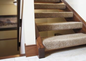 open stairs carpet