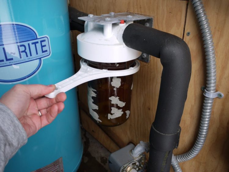 changing ro water filters