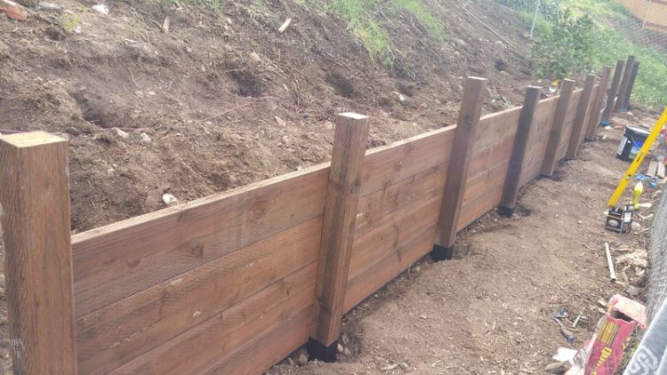 wood board retaining wall