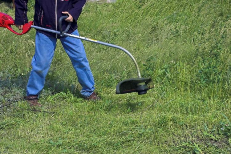 What causes a generator to bog down?
