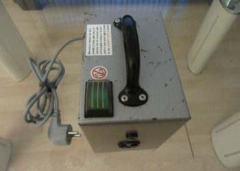 Is it okay to plug 230v to 220v?