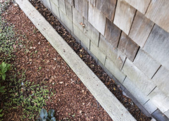 How much fall should a French drain have?
