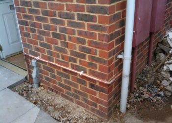 Can you run black gas pipe outside?
