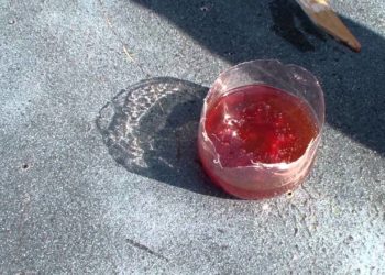 is fiberglass resin clear