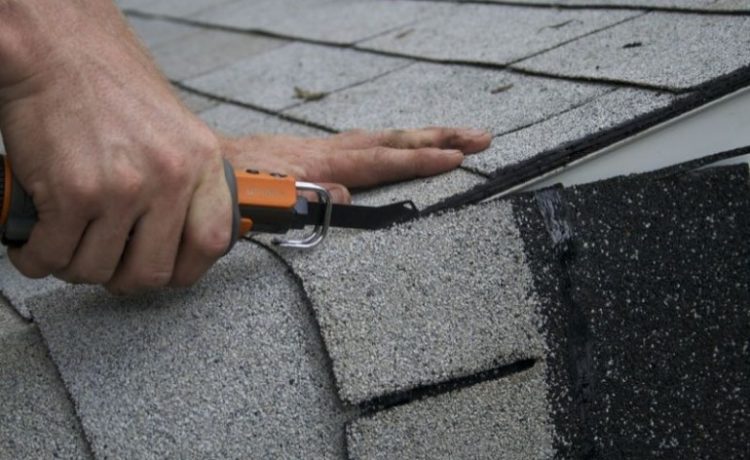 Can you cut shingles with scissors?
